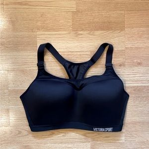 Black Victoria Sport Sports Bra